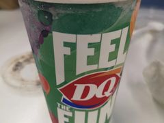 巧克力咖啡奶昔-DQ·蛋糕·冰淇淋(浦江欢乐颂店)