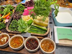 -蘸小院铁锅炖·蘸酱菜·东北菜(怀远门店)
