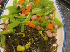 -老渔翁炖鱼坊(黄海西路东山店)