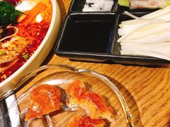 -三人行骨头王火锅(长寿店)