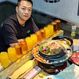 大块吃肉、大口喝酒、胡同里的深夜食堂太带劲了~