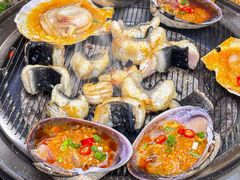 -围炉肉舍•炭烤活鳗•丹东海鲜烤肉(步行街店)