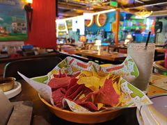 -Famous肥猫墨西哥音乐餐吧(五棵松华熙LIVE店)