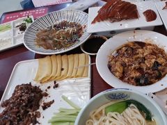 -恭敬李老北京炸酱面·京味菜(西花市店)