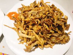 干炸小蘑菇-金手勺东北菜馆(大屯北路店)