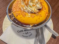 -Café Monson