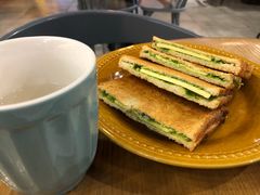 咖椰吐司-HELLO 27 意面·沙拉·帕尼尼