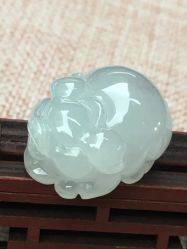 -北京七彩云南翡翠珠宝旗舰店(月坛店)