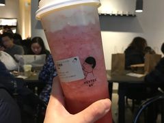 芝士莓莓-喜茶(上海兴业太古汇店)