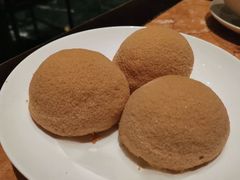 酥皮牛奶包-金玉满堂潮州酒楼(无限极荟购物广场店)