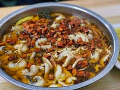 酸菜鱼-黑皮酸菜鱼(绣花巷店)