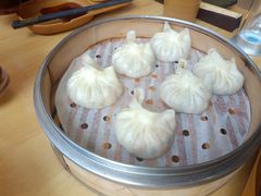 -小六汤包(亚欧店)