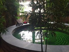 -泉城欧乐堡戏水湾艺术养生温泉