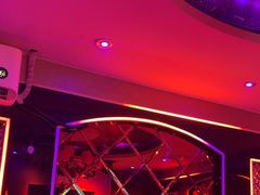 -路边边.炒菜烧烤.音乐餐厅(良乡长虹店)