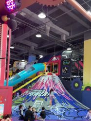 -欧酷世界动力星球(王府井奥莱UP TOWN店)