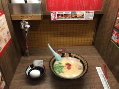 -一兰拉面(梅田阪急东通店)