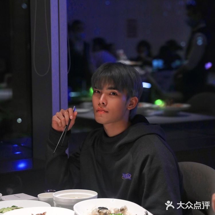 徐记海鲜新世界中心店/约会环境高级感满满