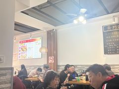 -黄阿姨锅贴大王(万航渡路店)
