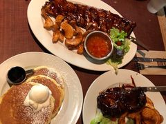 -Pancakes on the rocks(Darling Harbour)