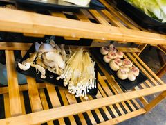 口蘑肉-阿昌白族石板烧·菌锅(大理古城店)