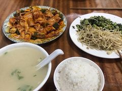 -温记府廟豆汤饭·始于1955年(海椒店)