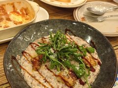 -玛格萝妮比萨屋(四平店)