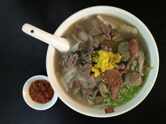 -潮镇老尾牛杂(环城西路店)