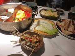 -椰子湾·海南火锅·糟粕醋·椰子鸡(正大广场店)