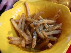 -BHC炸鸡(明洞总店)