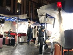 -吴山路夜市