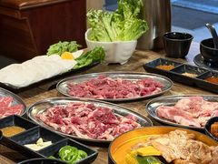 -山居屋炭火烧肉(厚街万达店)