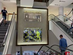 -文艺复兴百货(米兰大教堂广场店)