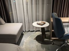 -华海酒店(茂名高铁站店)