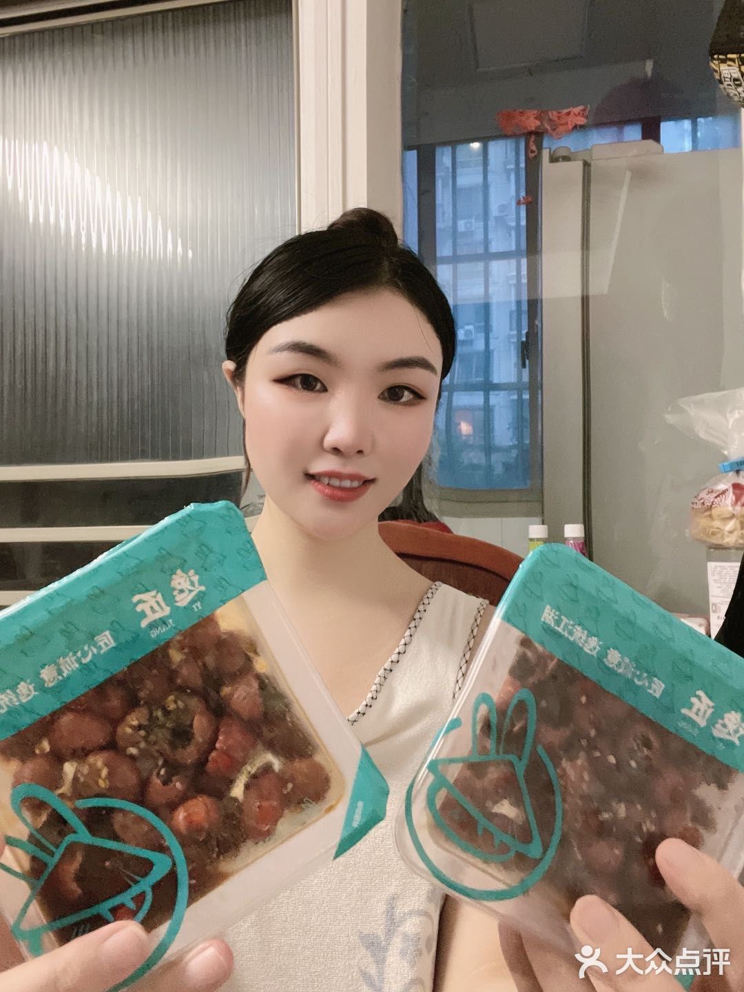 人均十几元，来逸刻实现小龙虾自由！