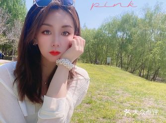 挑一个阳光明媚的中午坐在草坪晒个太阳,非常的舒服