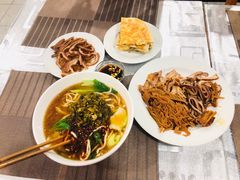 -Da Wan Mian 大碗面