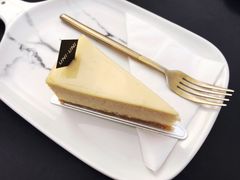 -UNI UNI(环亚凯瑟琳店)