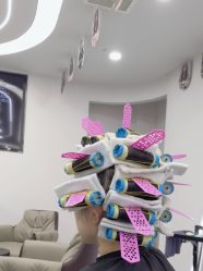 -托尼盖·烫发·染发·专业店