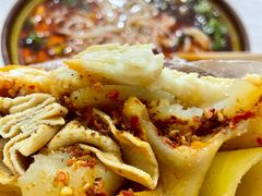 -老鼓楼麻辣烫夹馍