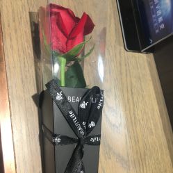 -苑苑发型设计
