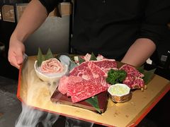 -铭牛烧肉·和牛海鲜自助(高新月牙湖店)
