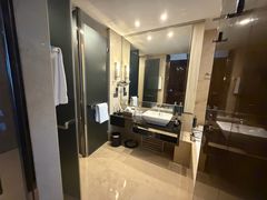 -广州天河希尔顿酒店