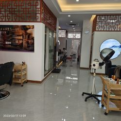 -岳灵生发养发馆