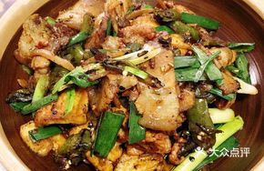 Tofu Black Pig Back Pork Stir-fry