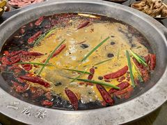 纯牛油锅底-黄潇洒老火锅(九眼桥宏济巷店)