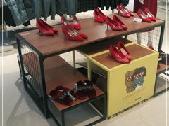 -BIGOFFS 超级折扣(仁恒伊势丹店)