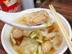 -小梁哥云吞面(黄贝岭店)