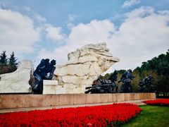 -上海市龙华烈士陵园