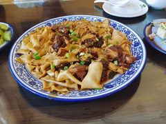 -壹阁胡羊焖饼(特色小吃街店)