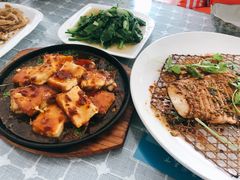 -天天向上素食餐厅(五台山店)